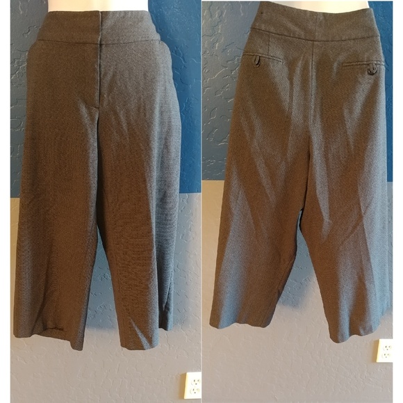 Lane Bryant Pants - Lane Bryant Capris Plus Size 18 Lane Bryant Pants - Lane Bryant Capris Plus Size 18
